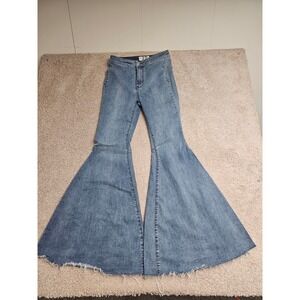 We The Free Free People Just Float On Flare Jeans Light Wash Size 27 festival